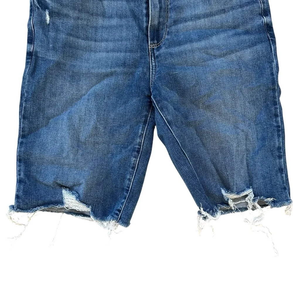 Paige "Jax Knee Short" Medium Wash Mid Rise Distressed Bermuda Shorts Size 27 - Picture 3 of 6